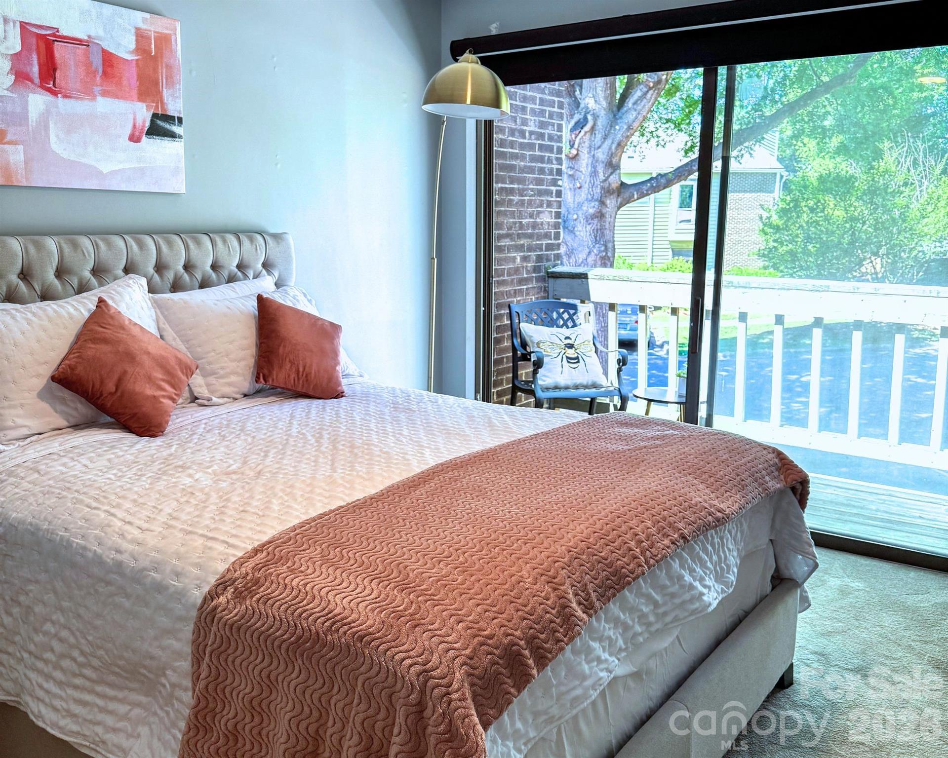 1612 Sharon Road W Charlotte NC 28210