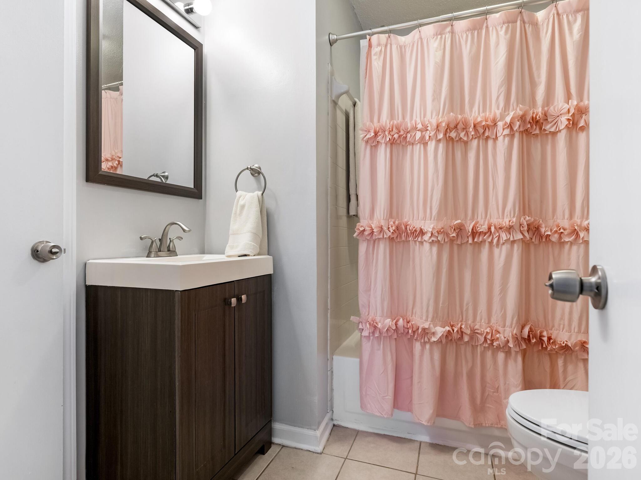 1612 Sharon Road W Charlotte NC 28210