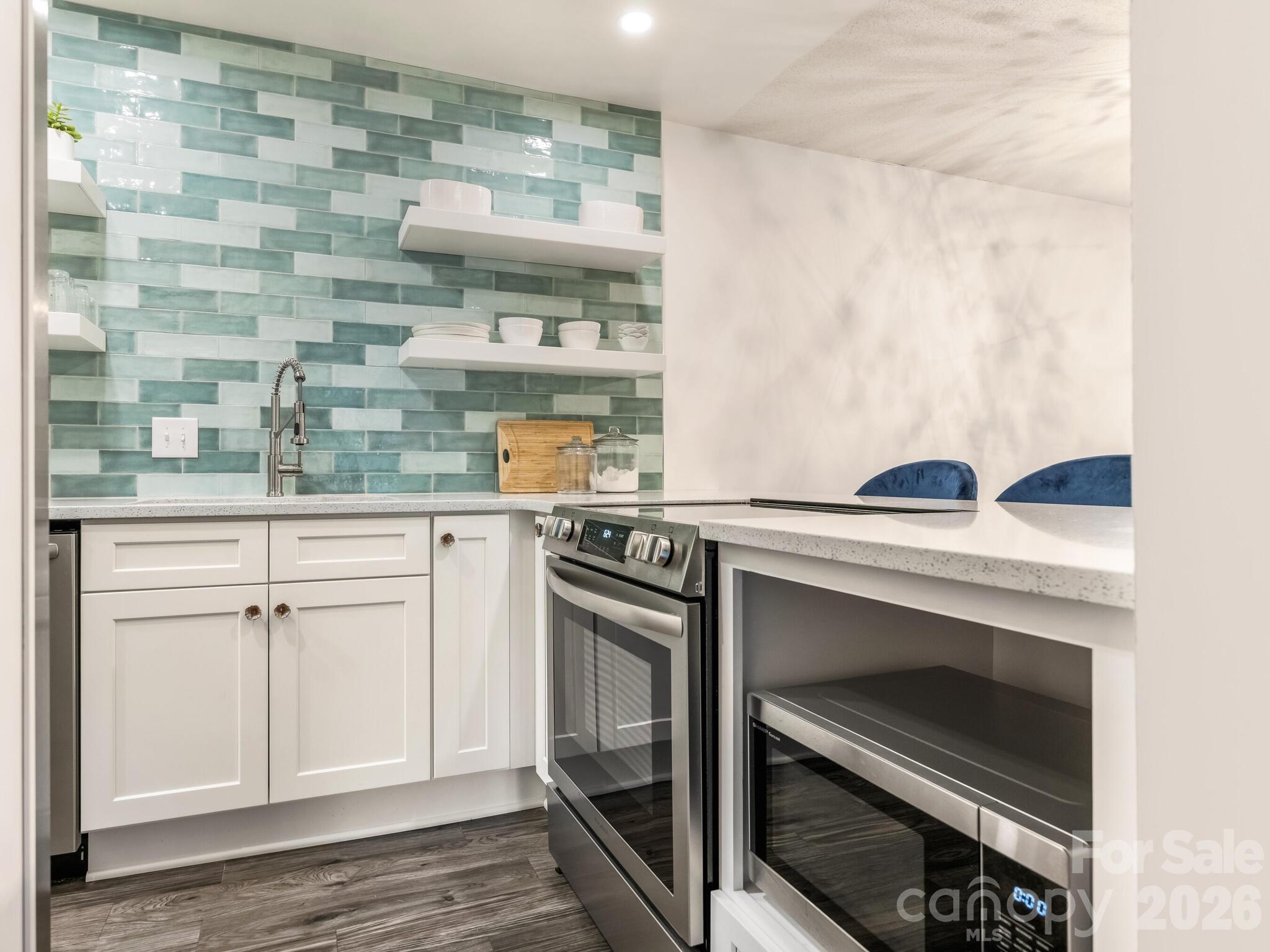 1612 Sharon Road W Charlotte NC 28210