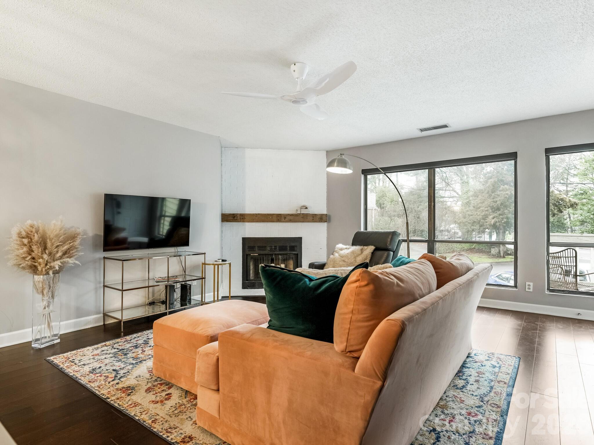 1612 Sharon Road W Charlotte NC 28210