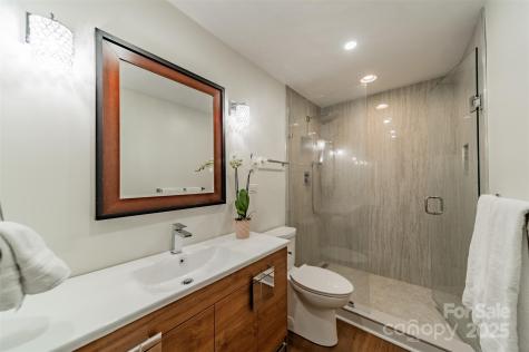 400 Queens Road Charlotte NC 28207