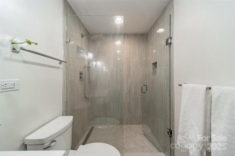 400 Queens Road Charlotte NC 28207