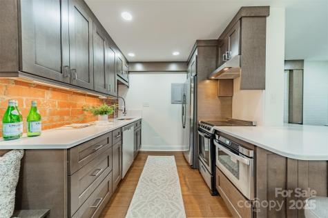 400 Queens Road Charlotte NC 28207