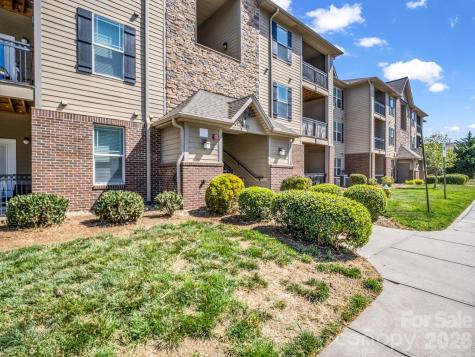 91 Brickton Village Circle Fletcher NC 28732
