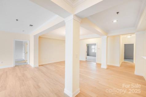 5601 Fairview Road Charlotte NC 28209