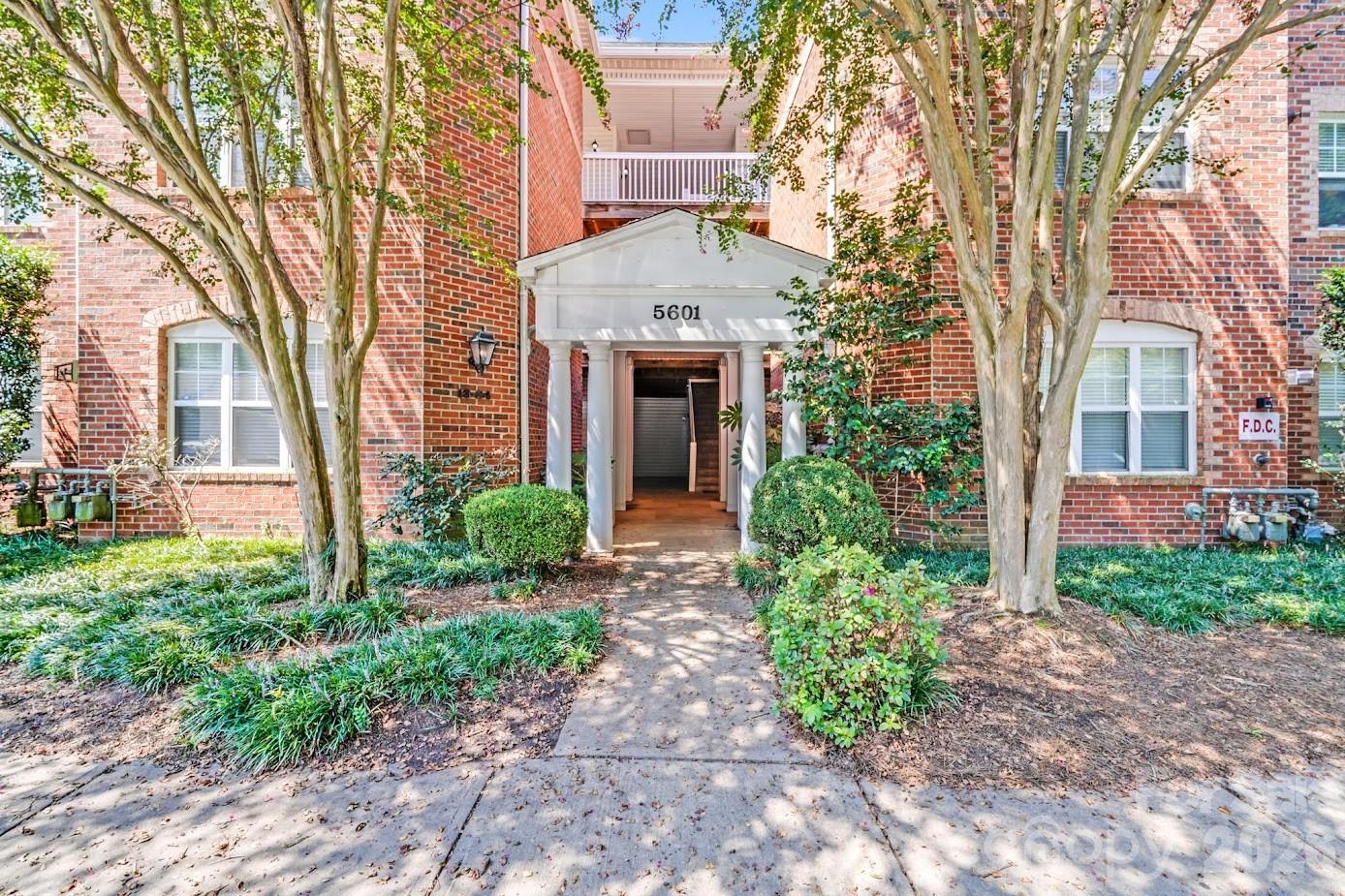 5601 Fairview Road Charlotte NC 28209