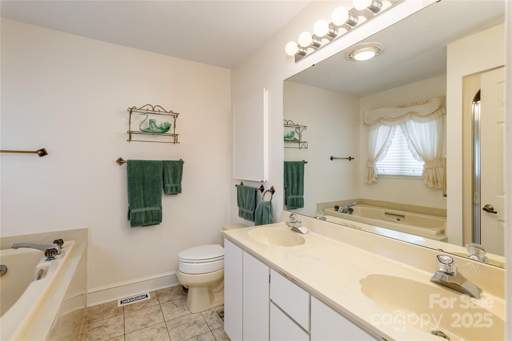 1 Westridge Court Hendersonville NC 28791