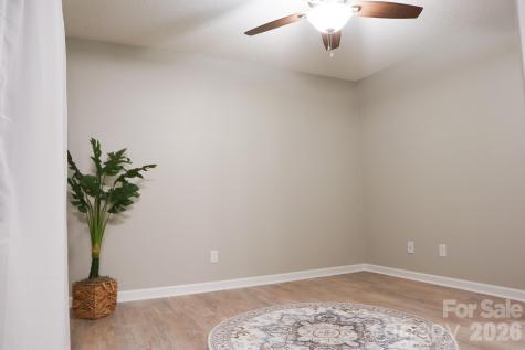 525 12th Street SW Hickory NC 28602