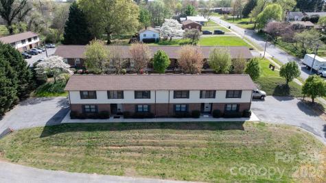525 12th Street SW Hickory NC 28602