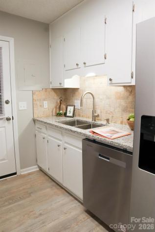 525 12th Street SW Hickory NC 28602