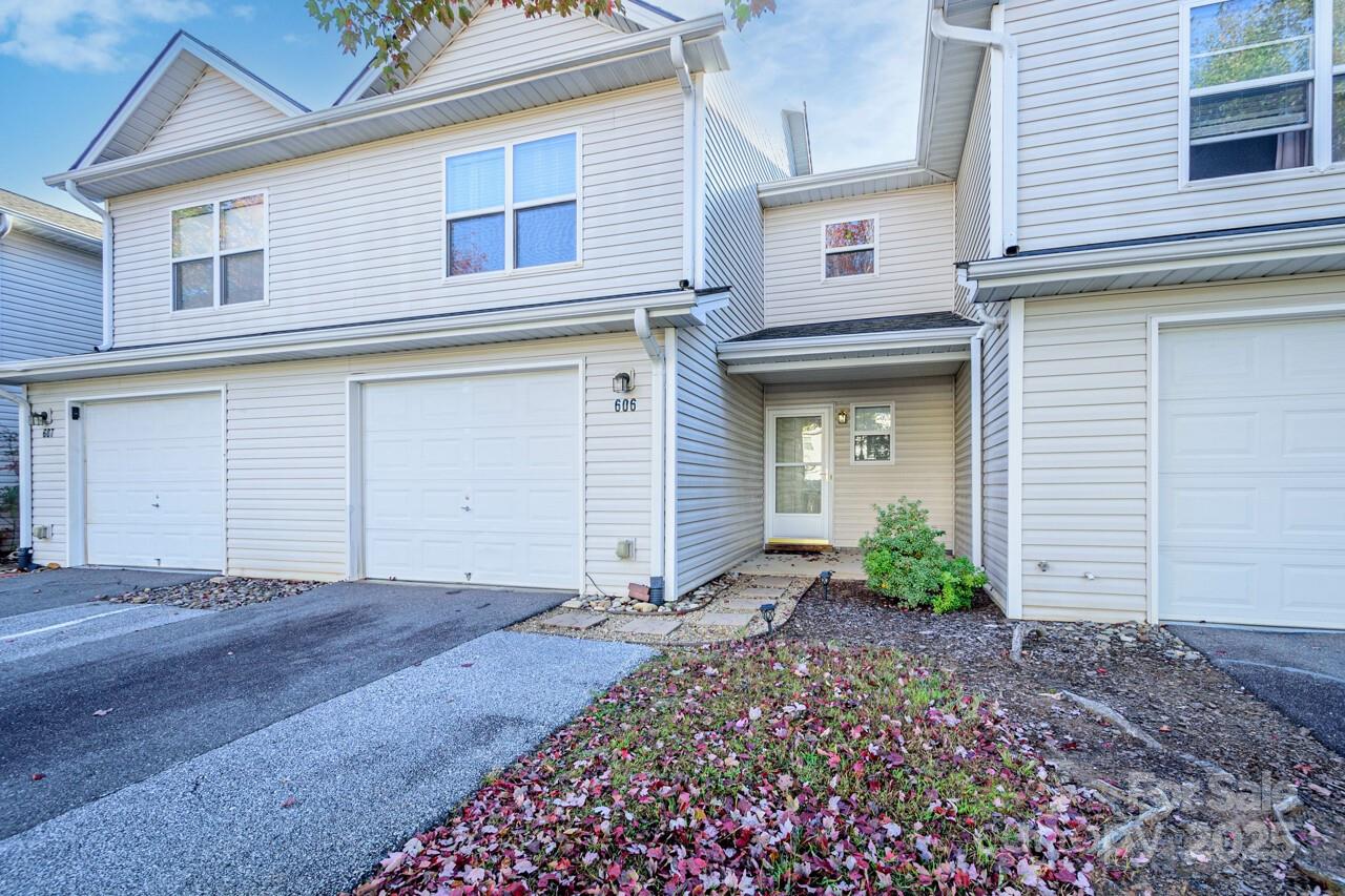 606 Olde Covington Way Arden NC 28704