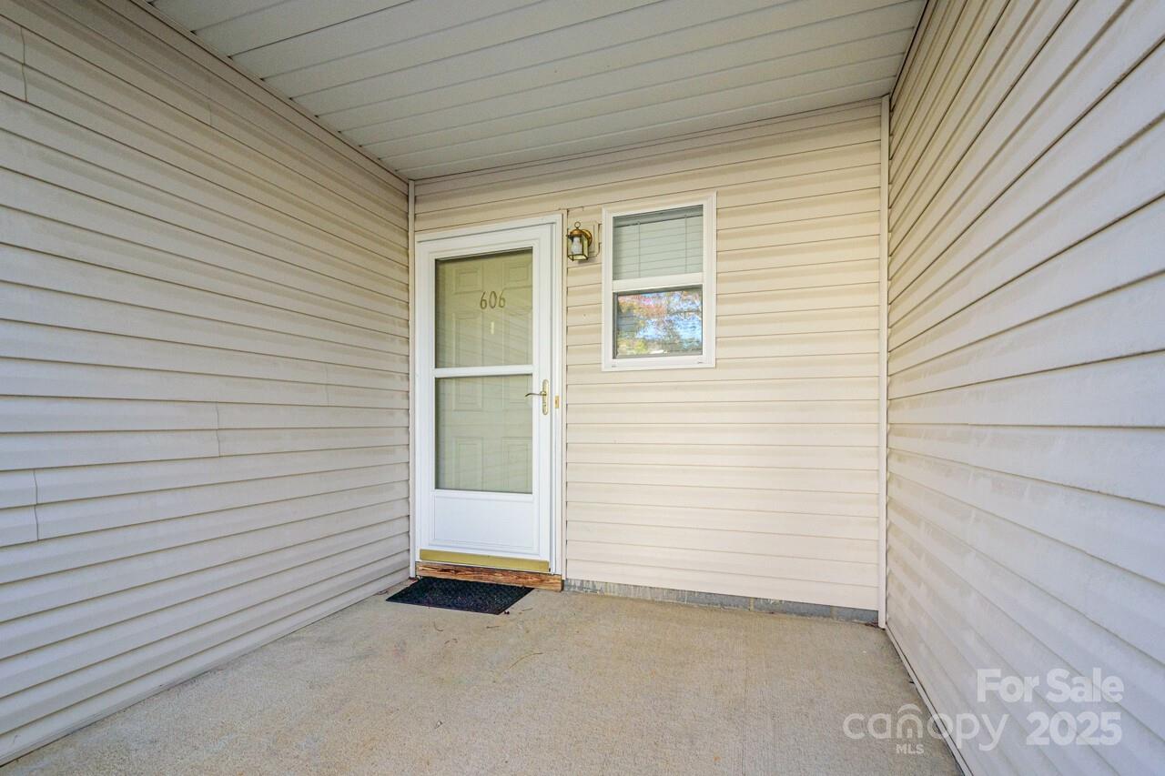 606 Olde Covington Way Arden NC 28704