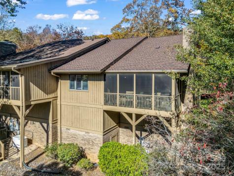 502 Live Oak Lane Hendersonville NC 28791