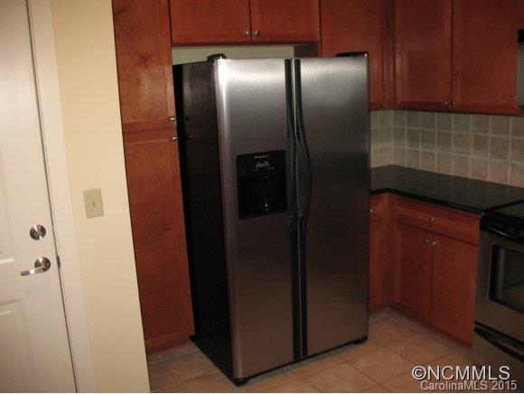 9 Kenilworth Knoll Unit 119 Asheville NC 28805