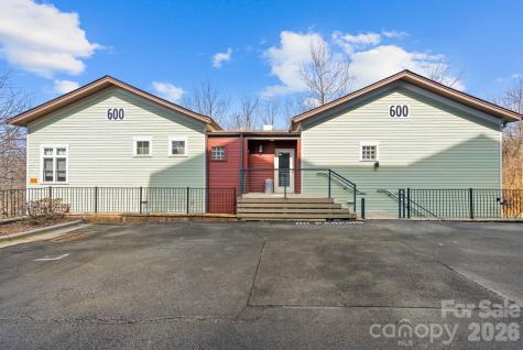 600 N Skyloft Drive Asheville NC 28801