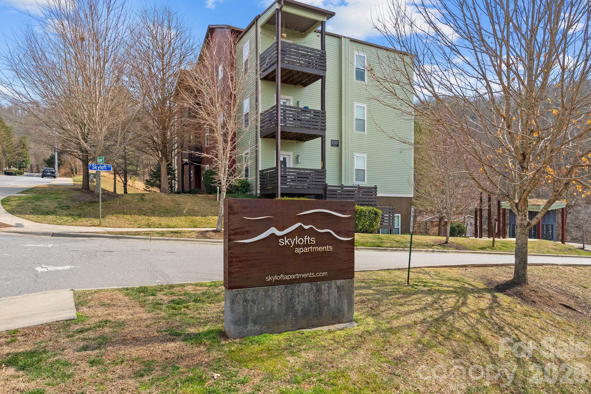 600 N Skyloft Drive Asheville NC 28801