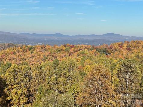 503 Fleetwood Plaza Laurel Park NC 28739