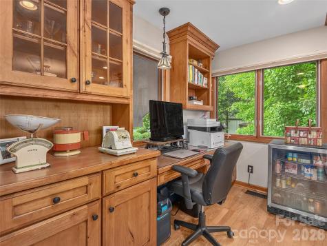 503 Fleetwood Plaza Laurel Park NC 28739