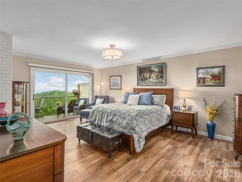 503 Fleetwood Plaza Laurel Park NC 28739
