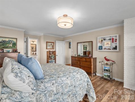 503 Fleetwood Plaza Laurel Park NC 28739