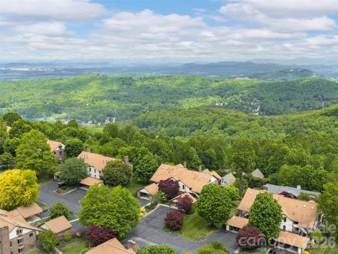 503 Fleetwood Plaza Laurel Park NC 28739