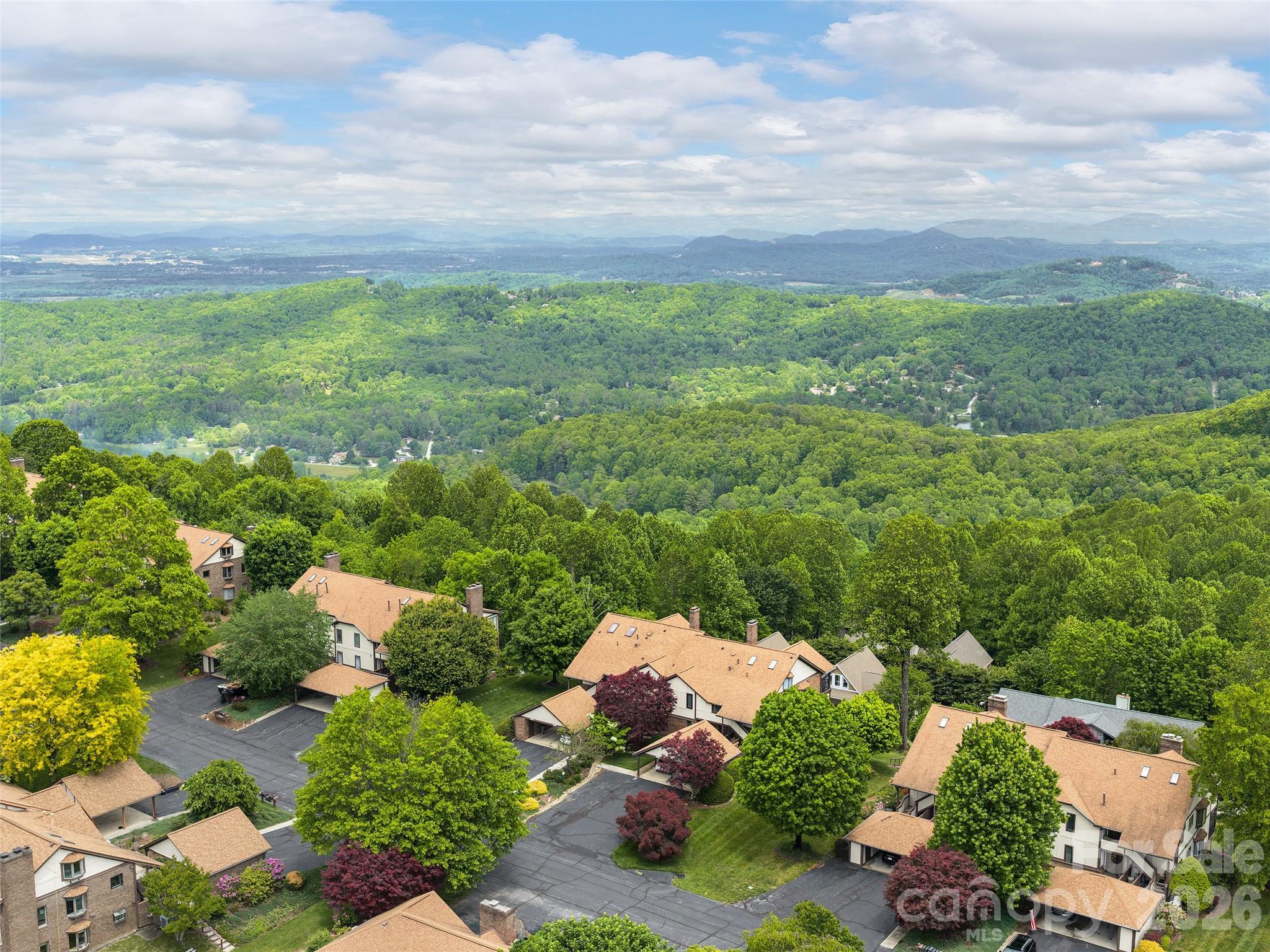 503 Fleetwood Plaza Laurel Park NC 28739