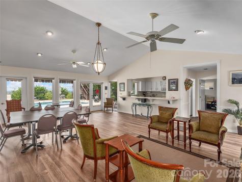503 Fleetwood Plaza Laurel Park NC 28739