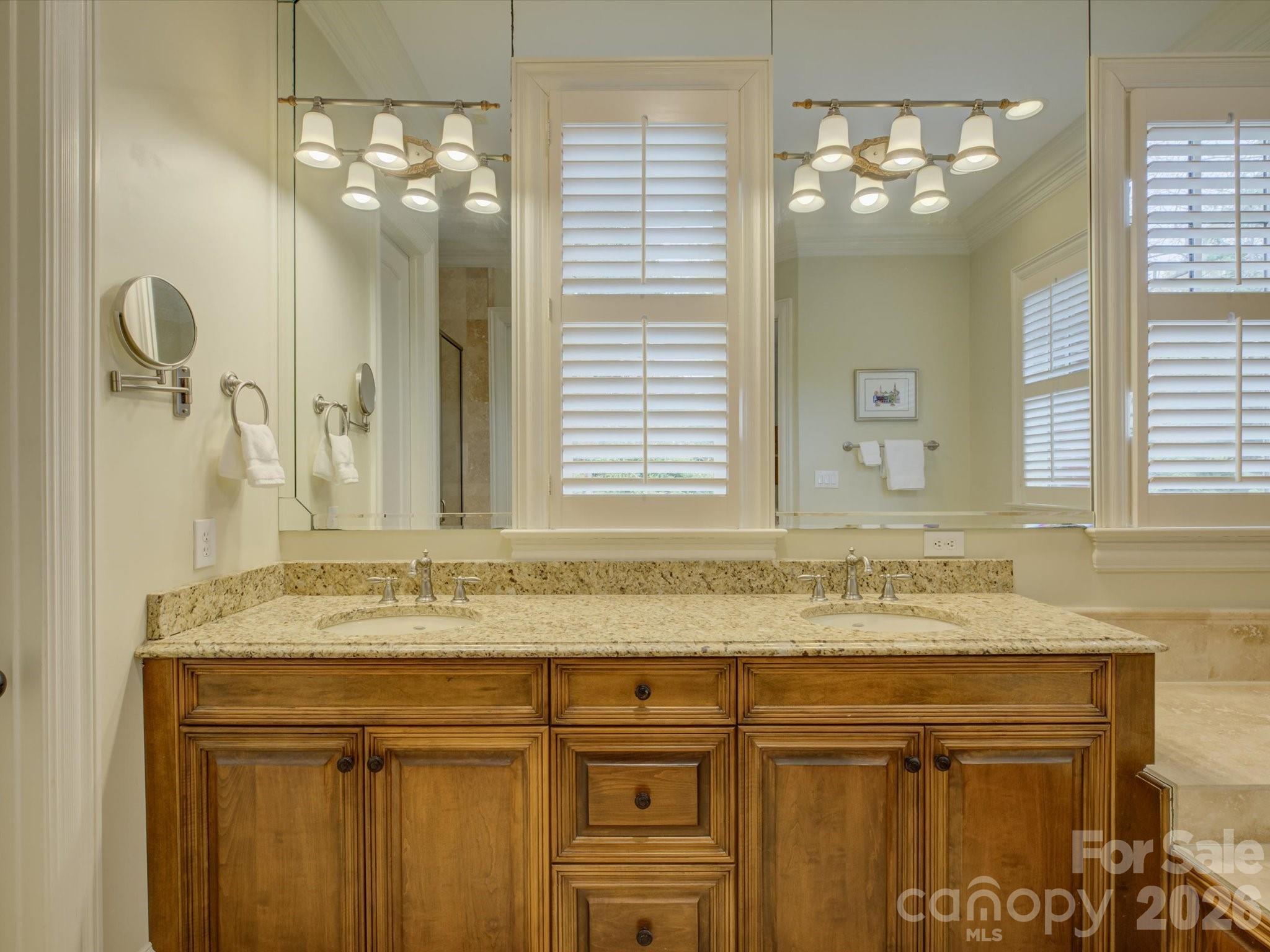 5060 Carmel Road Charlotte NC 28226