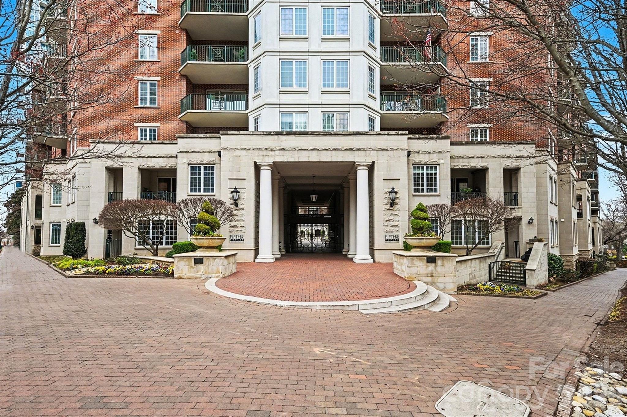 300 W 5th Street Charlotte NC 28202