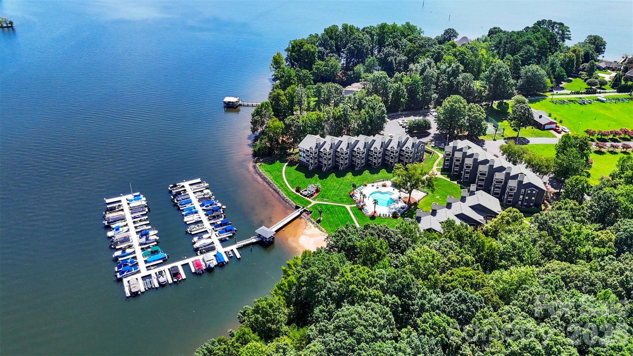2121 Regatta Lane Denver NC 28037