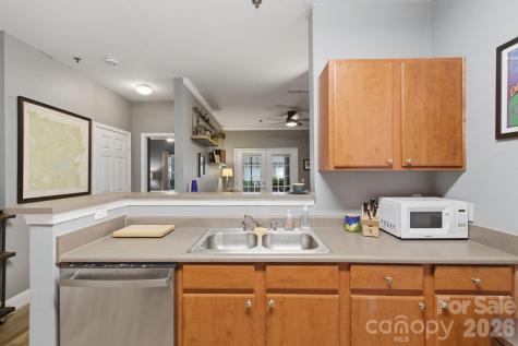 900 Vista Lake Drive Candler NC 28715
