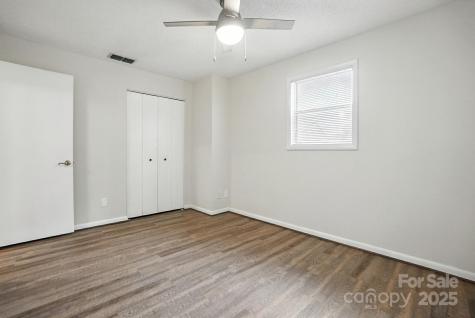 1101 Surry Lane Gastonia NC 28054