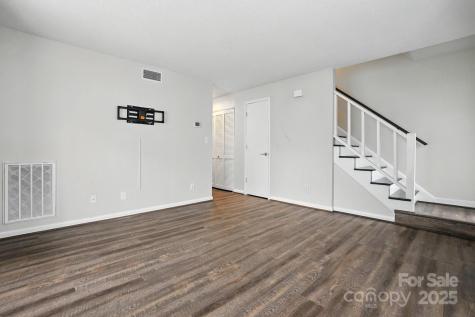 1101 Surry Lane Gastonia NC 28054