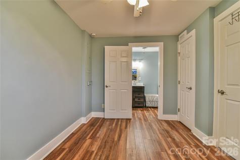 1 Lynx Drive Black Mountain NC 28711