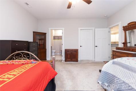 138 Foxden Drive Fletcher NC 28732