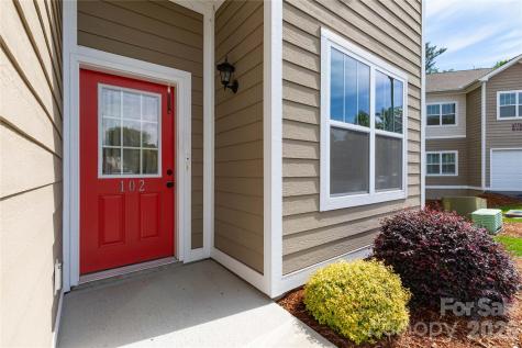 138 Foxden Drive Fletcher NC 28732