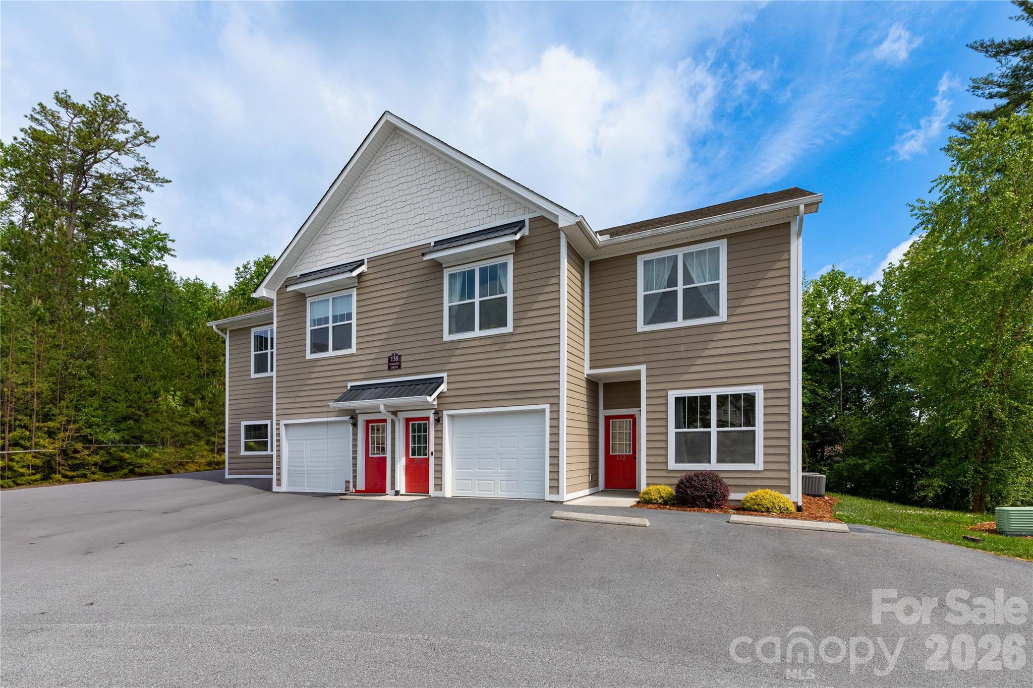138 Foxden Drive Fletcher NC 28732