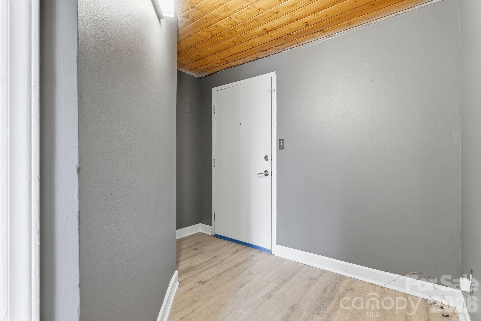 201 S Hoskins Road Charlotte NC 28208