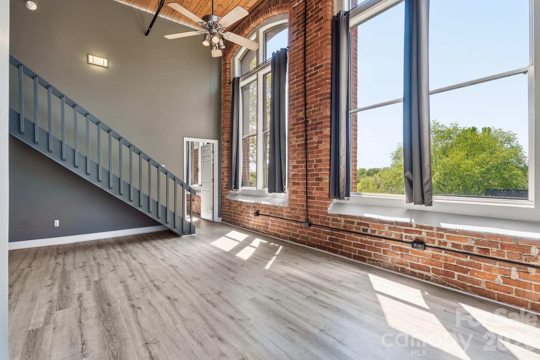 201 S Hoskins Road Charlotte NC 28208