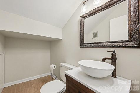 5947 Quail Hollow Road Charlotte NC 28210