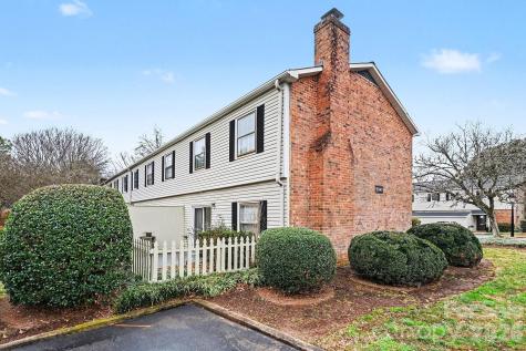 5947 Quail Hollow Road Charlotte NC 28210