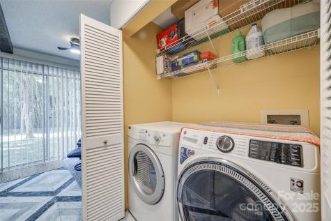 1060 Surry Lane Gastonia NC 28054