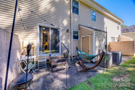 1060 Surry Lane Gastonia NC 28054
