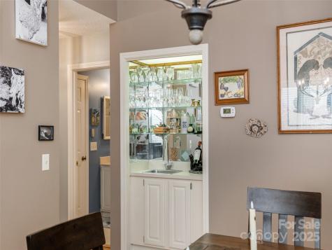 606 Red Oak Drive Hendersonville NC 28791