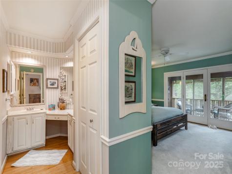 606 Red Oak Drive Hendersonville NC 28791