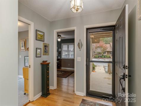 606 Red Oak Drive Hendersonville NC 28791