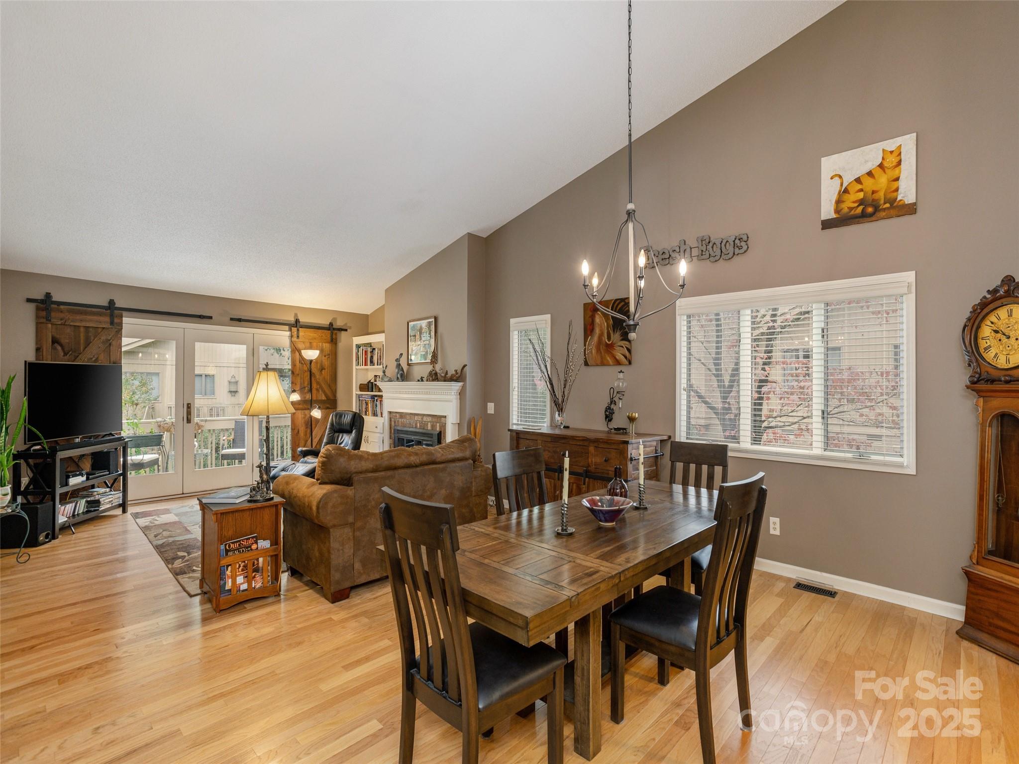 606 Red Oak Drive Hendersonville NC 28791