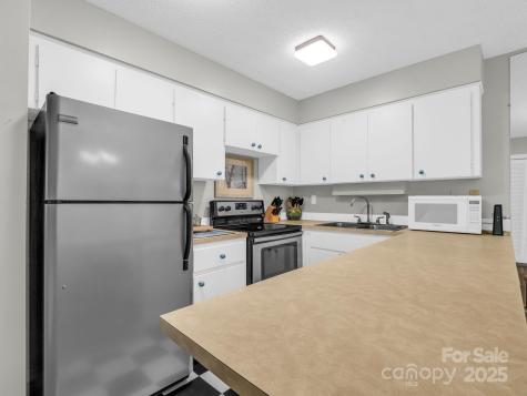 140 West Lake Drive Lake Lure NC 28746