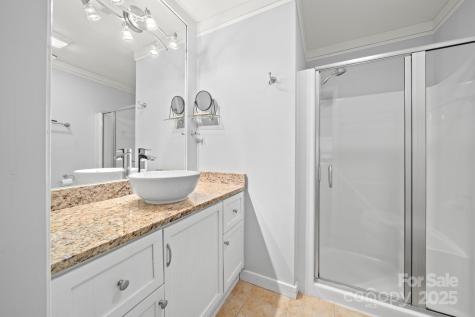 1206 Abbey Circle Asheville NC 28805