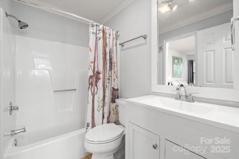 1206 Abbey Circle Asheville NC 28805